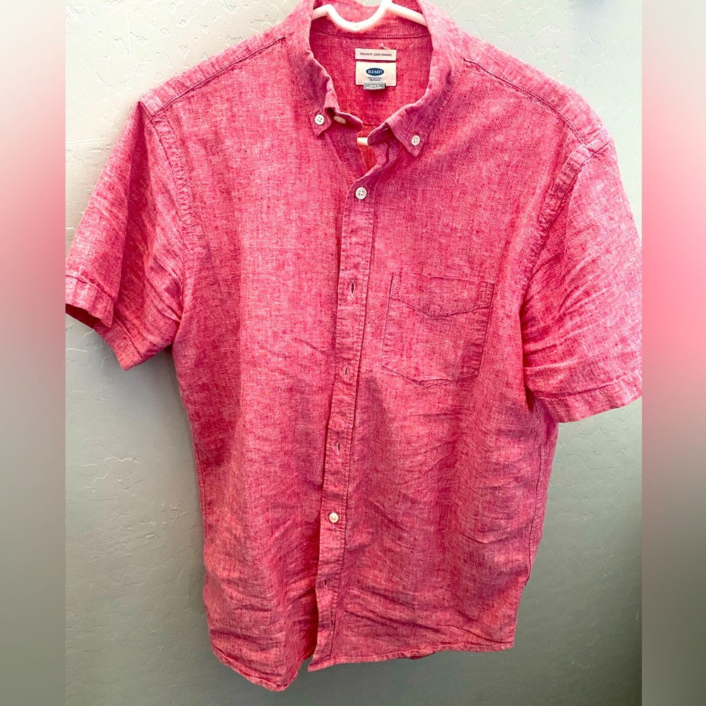 Old Navy Short sleeve button up. Red. Regular fit, medium